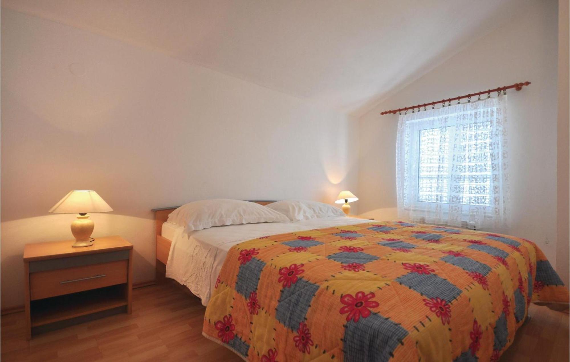 Lovely Apartment In Trogir With Kitchen Eksteriør bilde